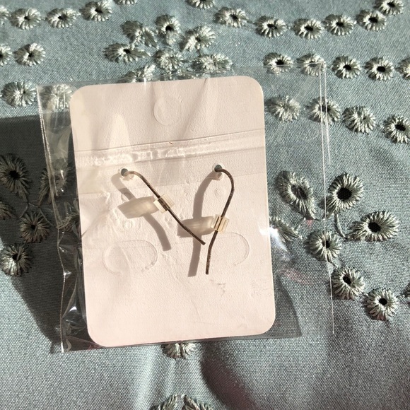 New Blue white stone earrings ! - Picture 2 of 2